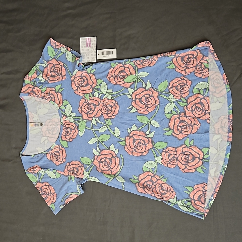 ❤️ LuLaRoe Classic T Short Sleeve Shirt Rose & Thorn Top Women's Medium NWT